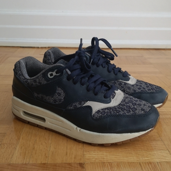 Nike Air Max 1 Women's Premium Leather Obsidian Size 7 US 454746-403